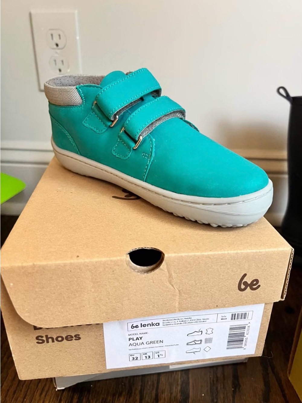 Be Lenka Play Barefoot Kids' Play Shoes Aqua Green Velcro Size 1.5